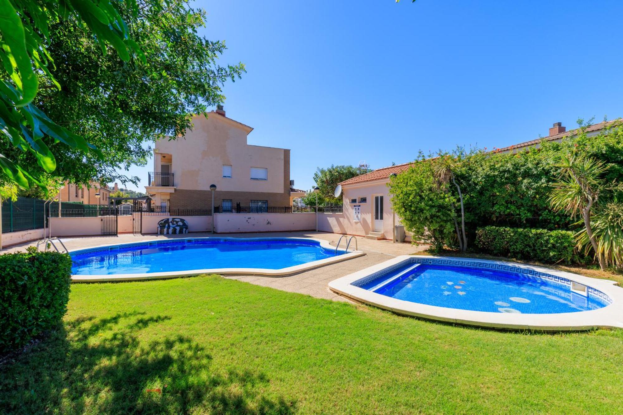 Adosado Con Jardin En Los Xalets De Salou Exteriör bild